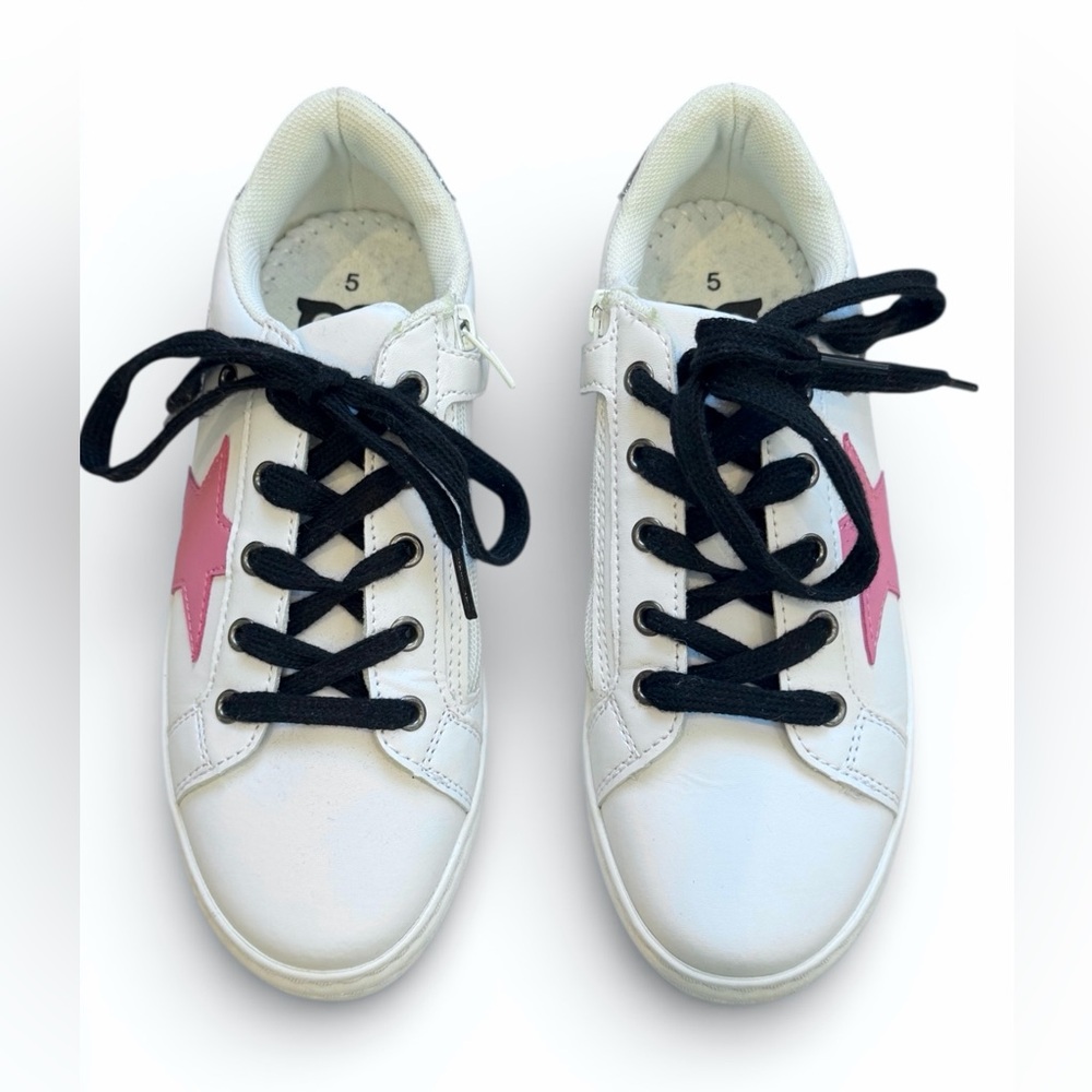 HOO MIA Star White/Pink Sneakers Kids Size 5